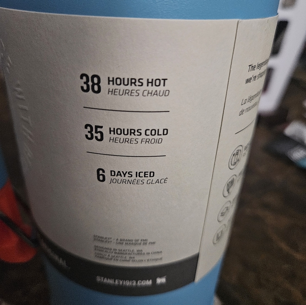 Stanley Classic Legendary Bottle | 1.5 QT Blue & Orange NEW - Picture 4 of 5